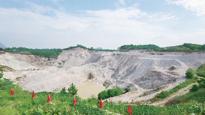 國家非金屬礦深加工工程技術研究中心上天梯分中心正式揭牌 　　